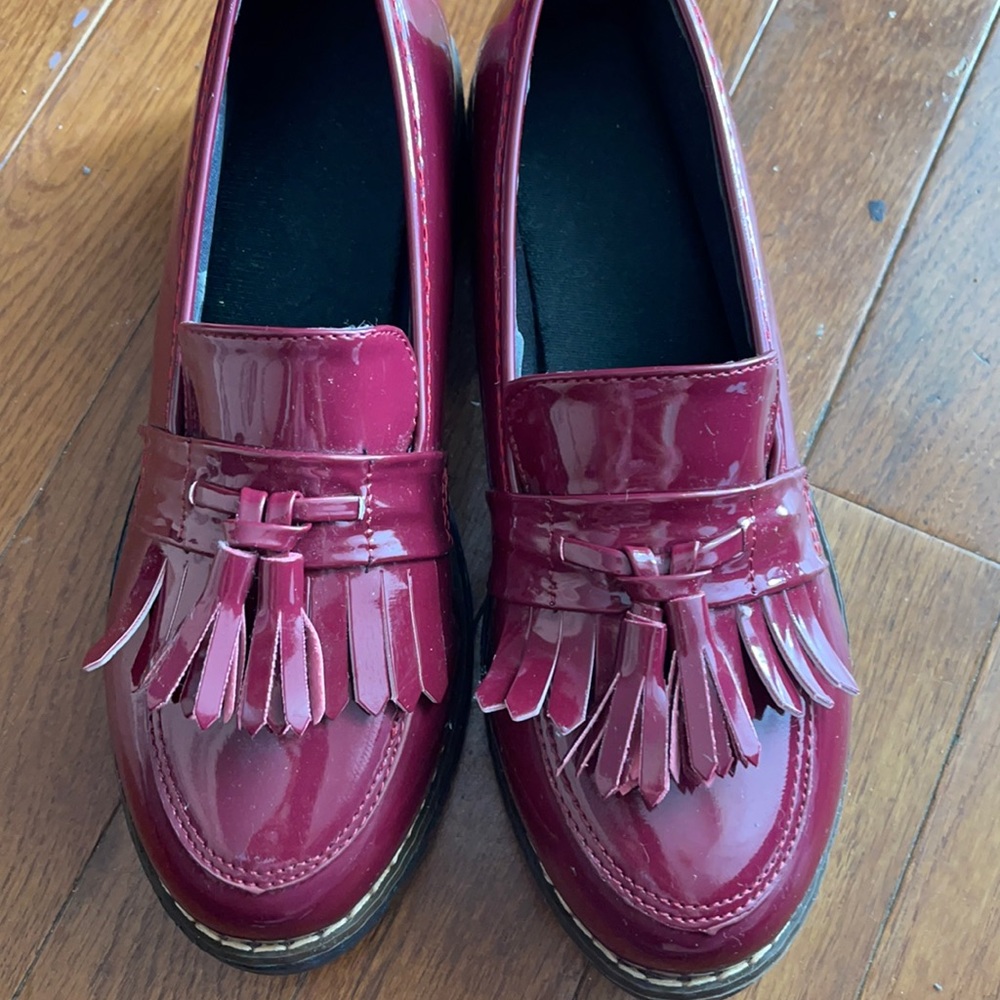 Grape purple paten loafer